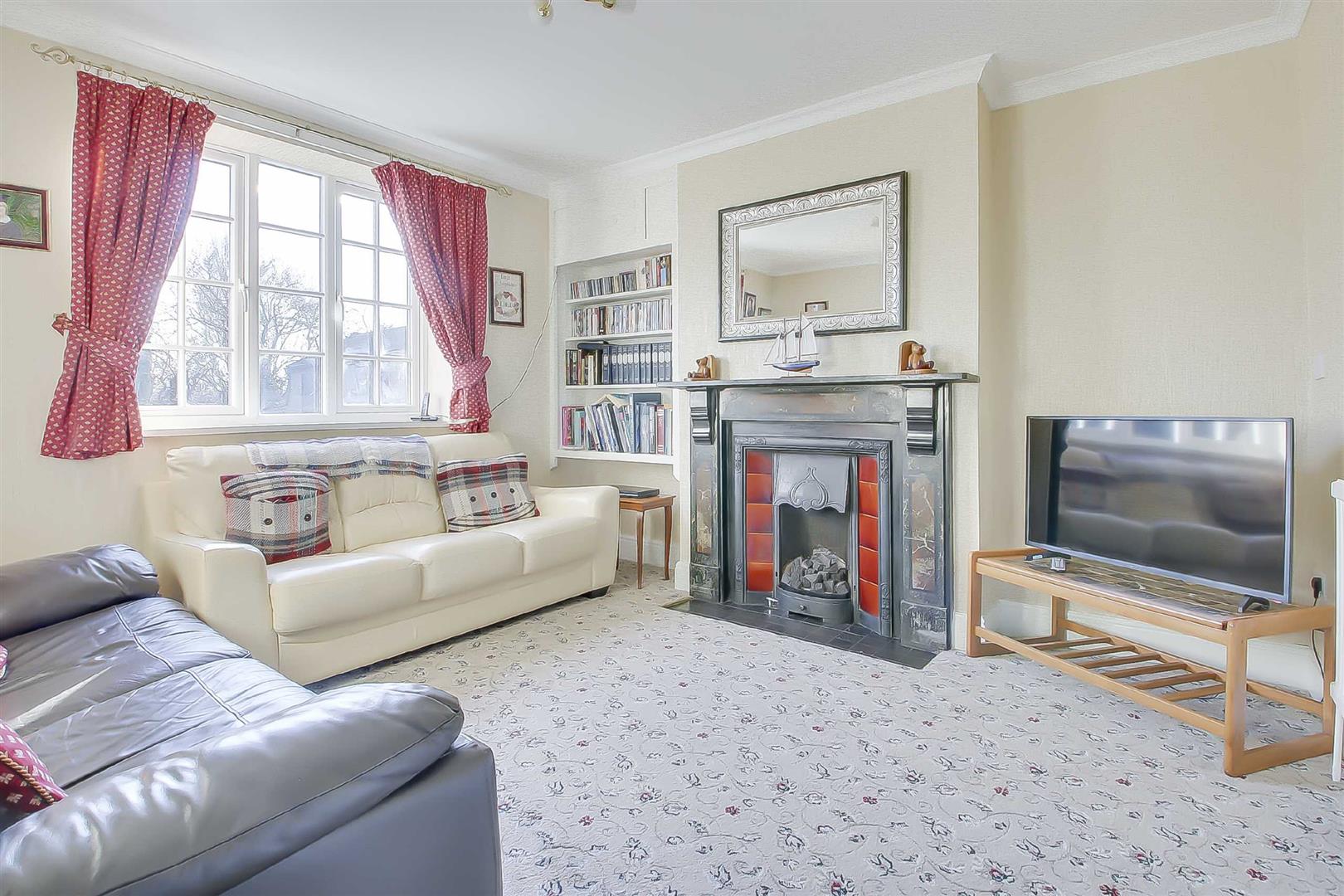 Yardley Road, Cosgrove, Milton Keynes